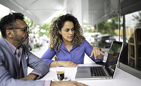 Online Teaching: Evaluating and Improving Courses