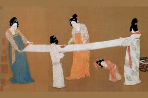 Silk is an important symbol of ancient Chinese culture. It is also an important part of traditional Chinese culture. Understanding Chinese silk will enable you to gain a deeper understanding of the art and culture that characterises contemporary China.